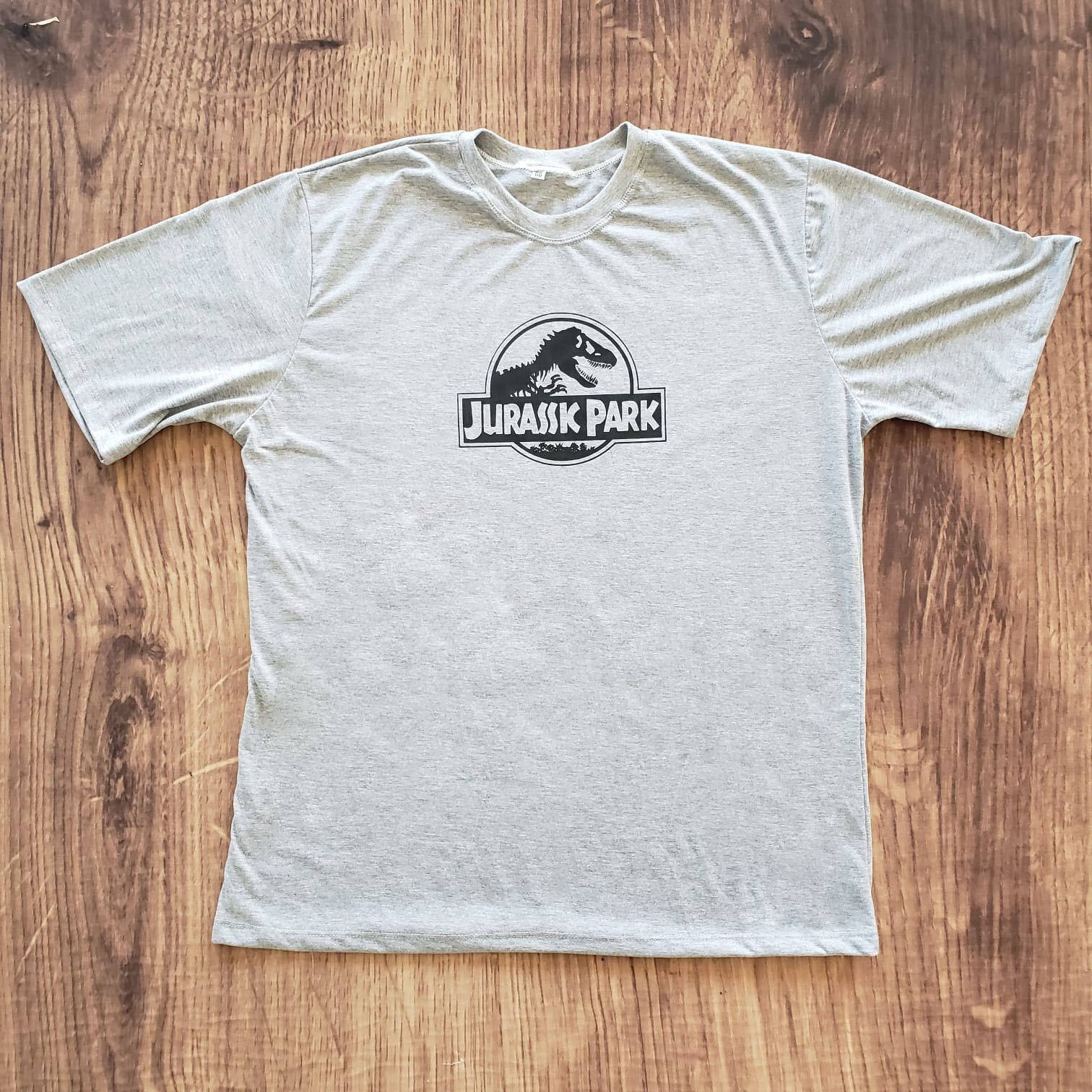 Camiseta Cinza Jurassic Park adulta 